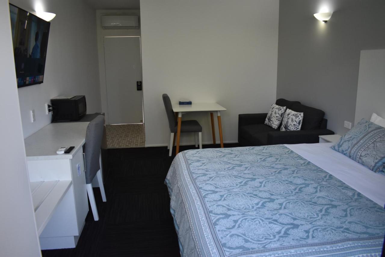 Riviana Motel Deniliquin Exteriör bild