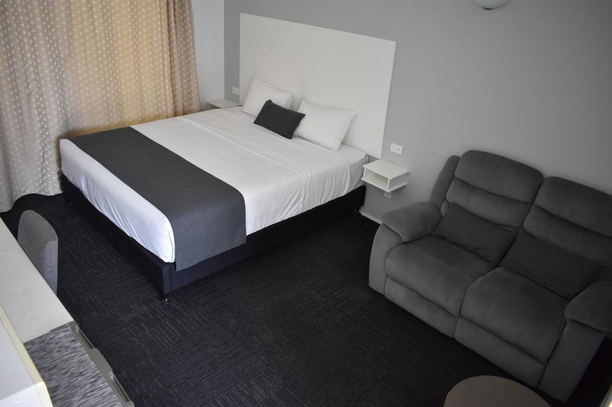 Riviana Motel Deniliquin Exteriör bild